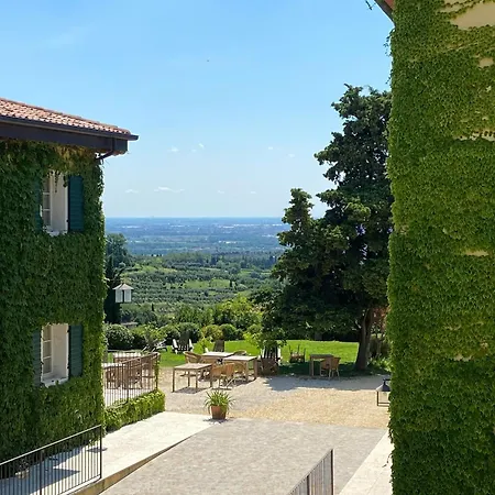 Feriegård La Vineria Di San Mattia Verona